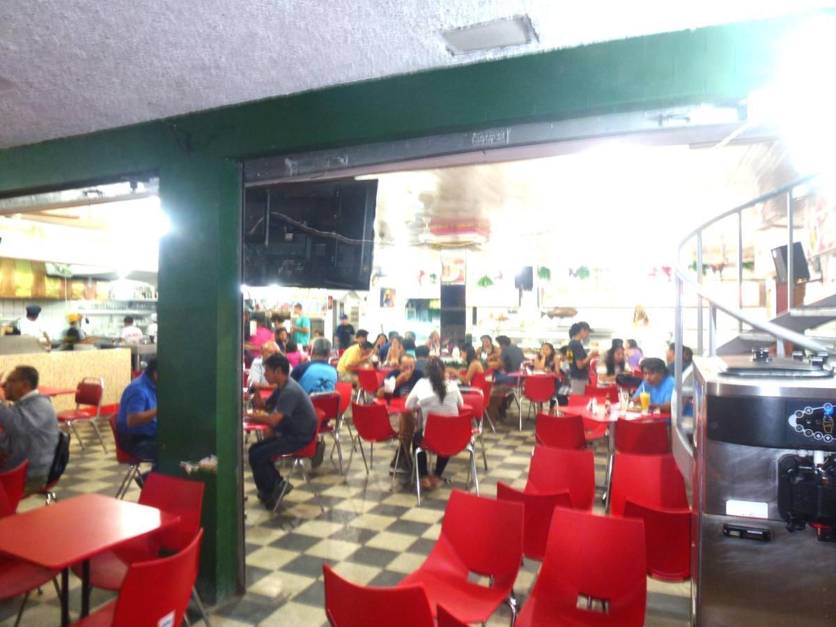 Aris Hotel Ll Iquitos Exterior foto